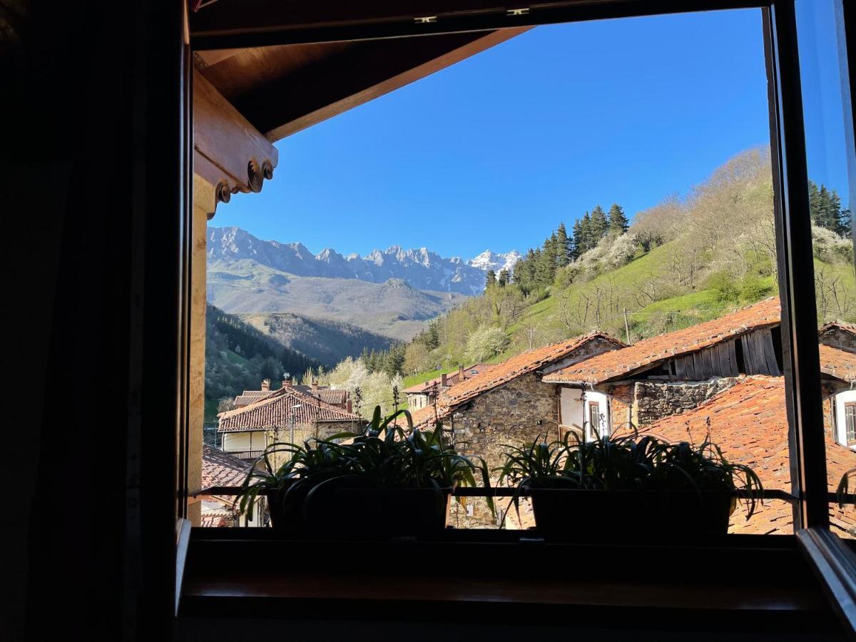 Apartamentos El Haya Cosgaya Buitenkant foto
