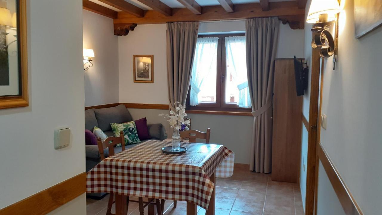Apartamentos El Haya Cosgaya Buitenkant foto