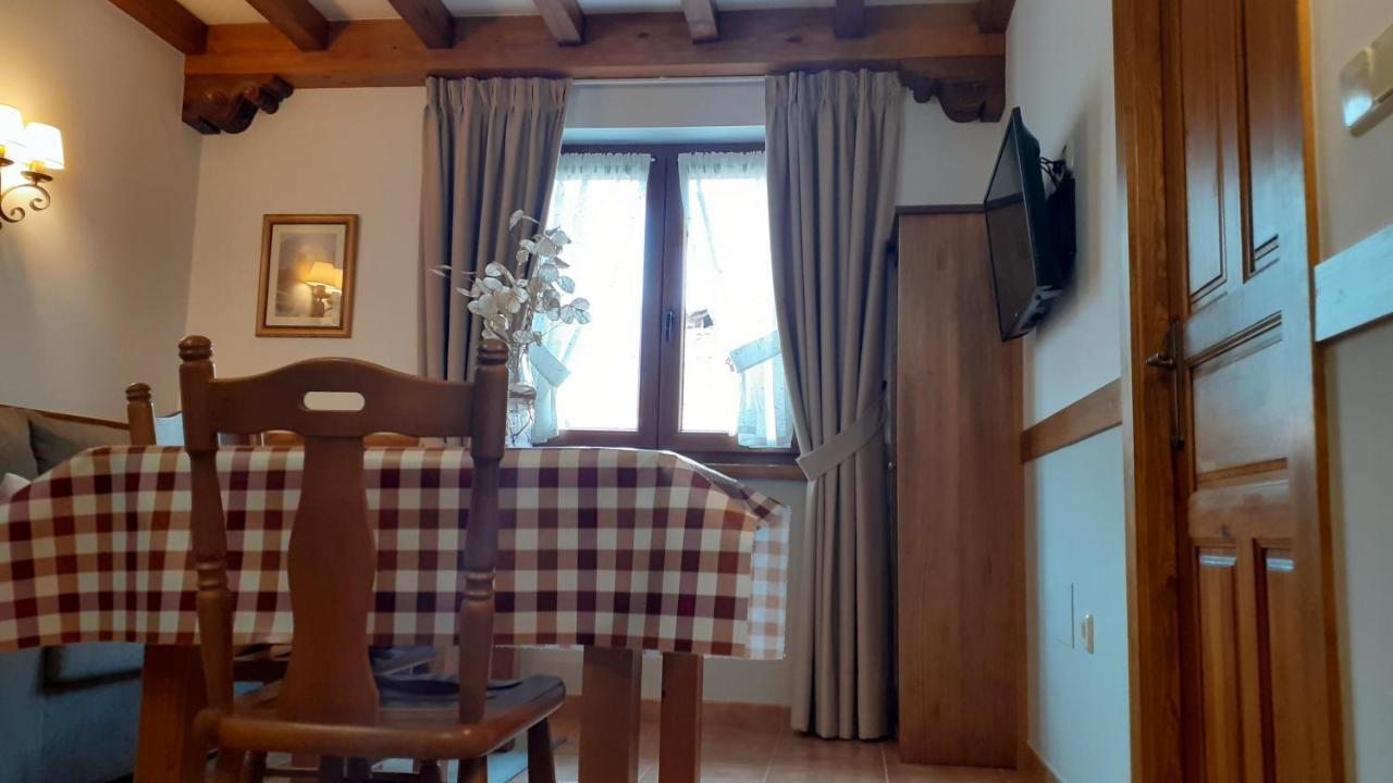Apartamentos El Haya Cosgaya Buitenkant foto