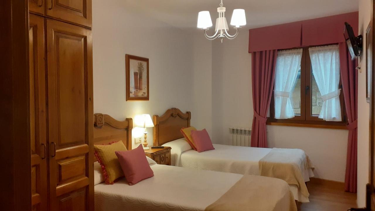 Apartamentos El Haya Cosgaya Buitenkant foto
