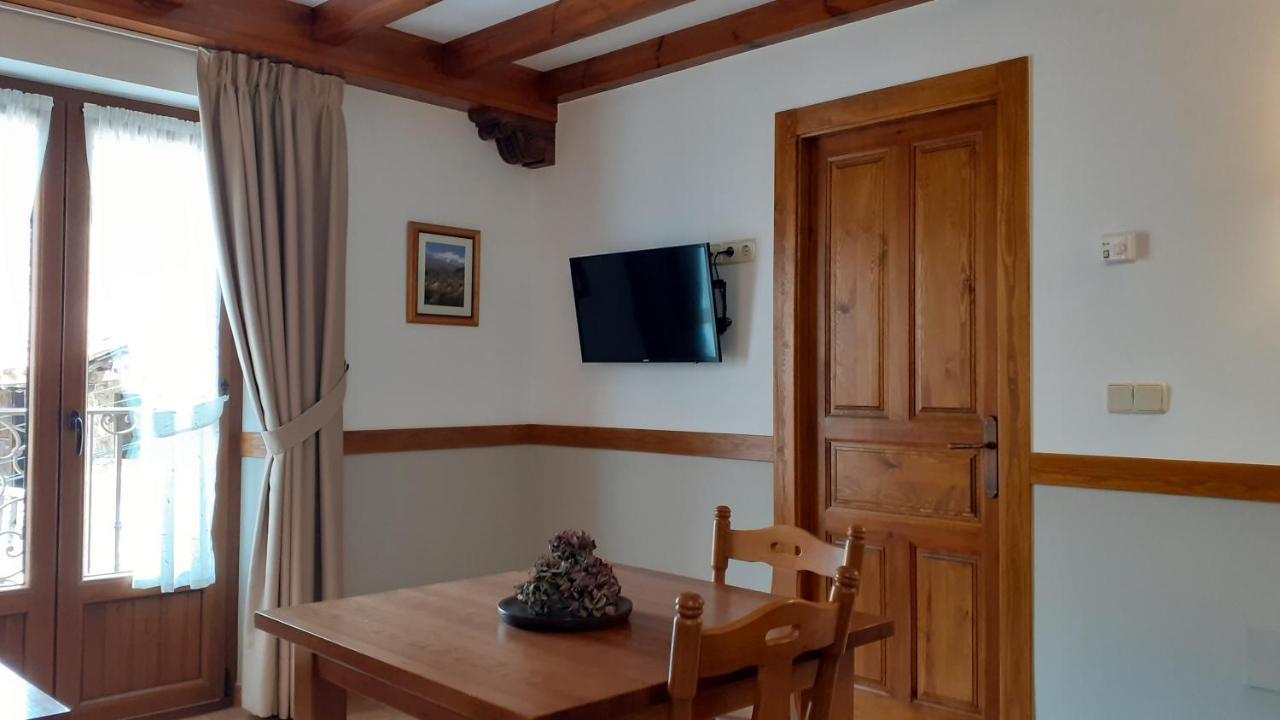 Apartamentos El Haya Cosgaya Buitenkant foto