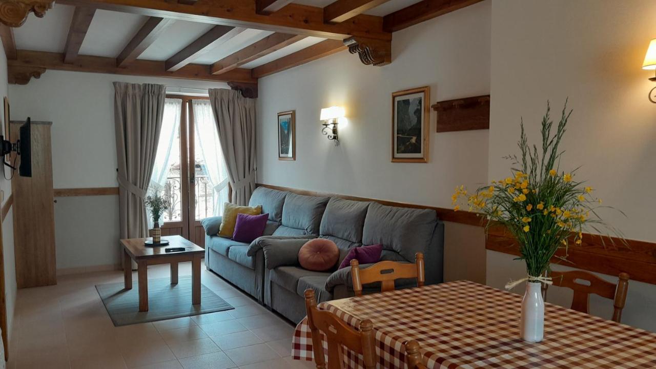 Apartamentos El Haya Cosgaya Buitenkant foto