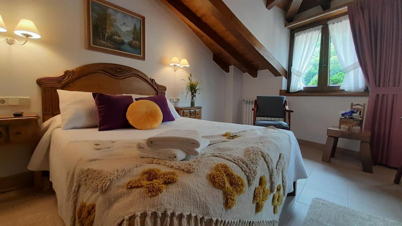 Apartamentos El Haya Cosgaya Buitenkant foto