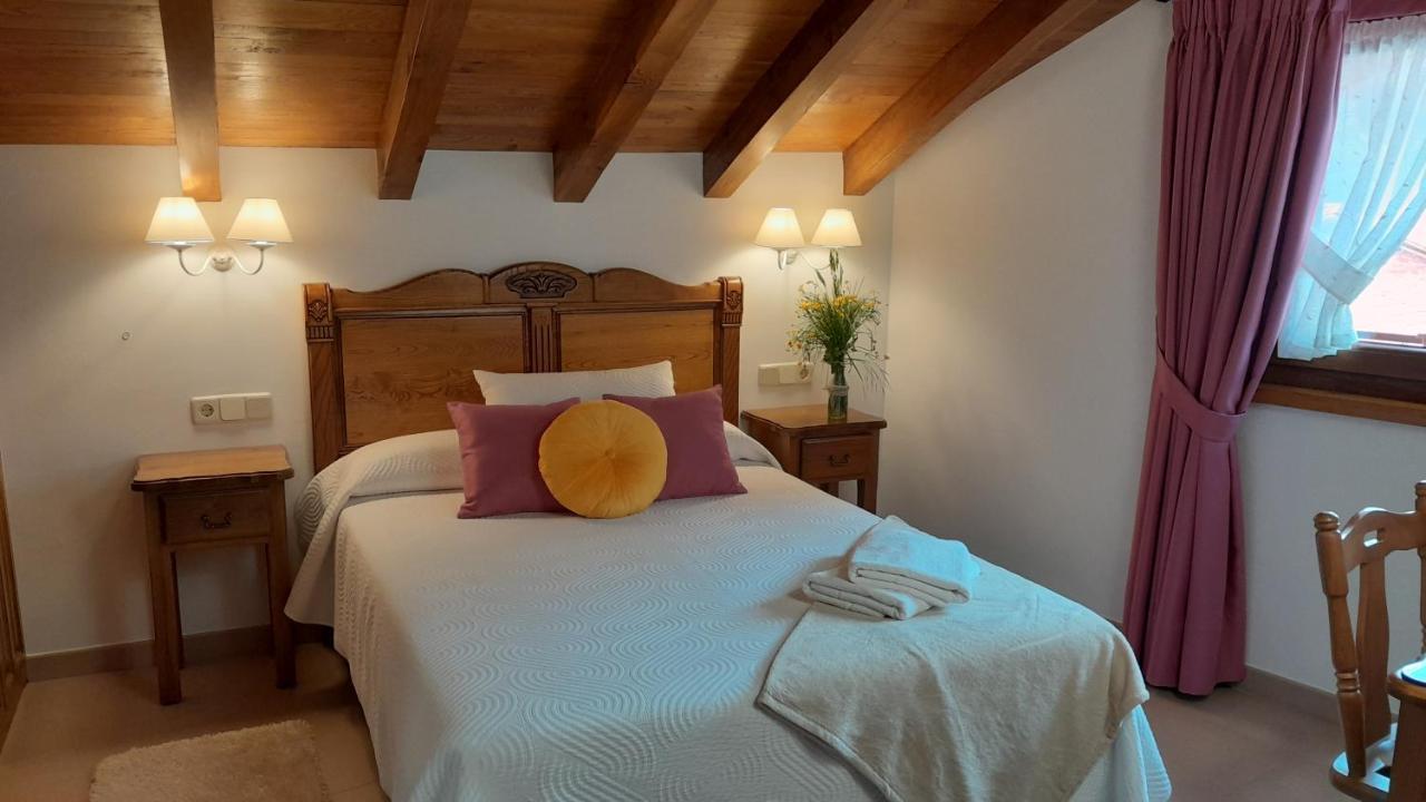 Apartamentos El Haya Cosgaya Buitenkant foto